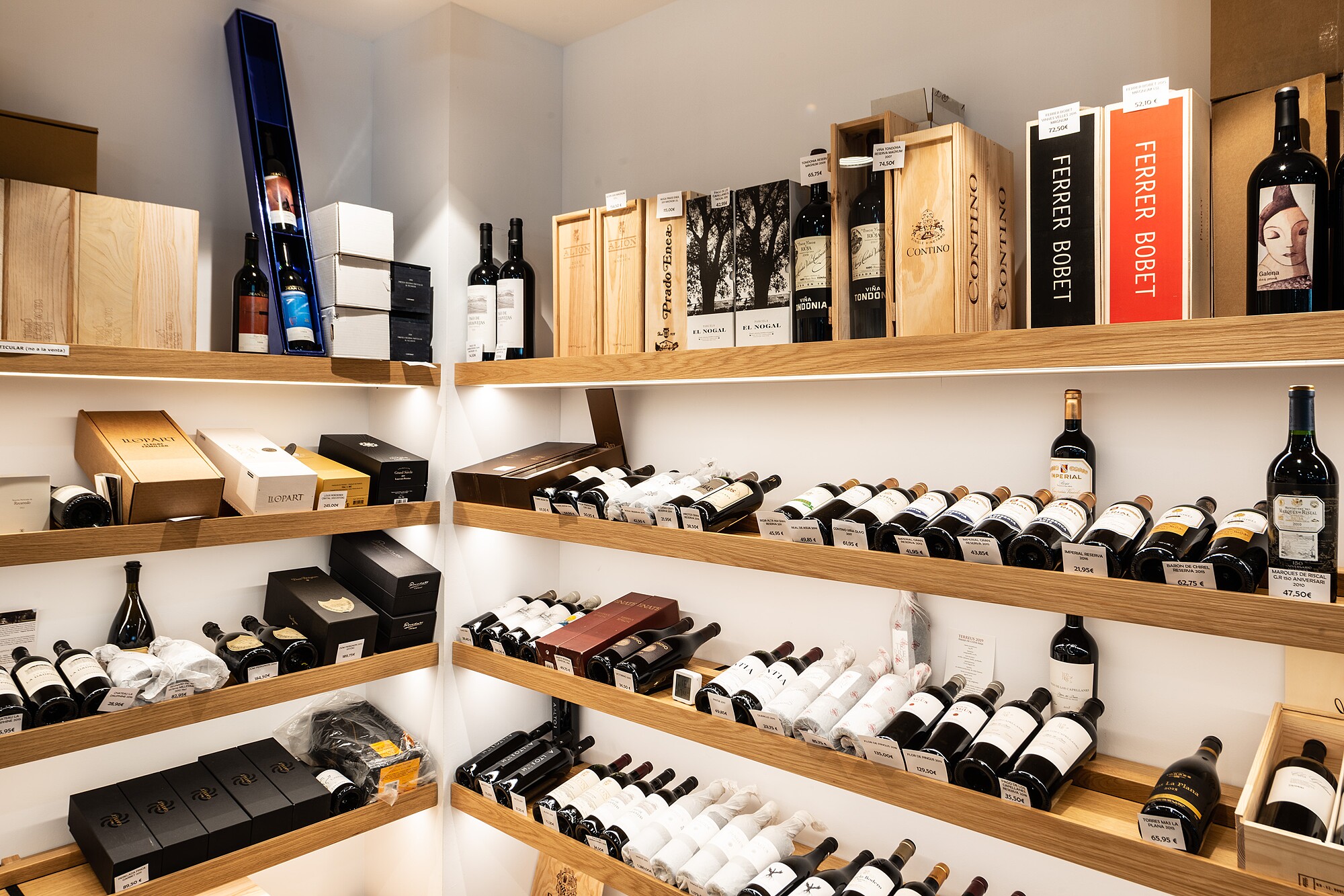 k2220508404-La_Vinateria